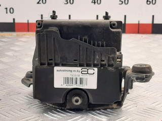 блок ABS Audi A4 B5 1996, 2.6 л., МКПП, универсал, 8D0614111A