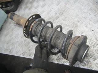 стойка передняя правая Volkswagen Golf 5 поколение 2007, 1.6 л., 1K0400053BS
