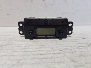 часы Ford Focus 1 поколение 2000, 1.4 л., бензин, МКПП, хетчбэк 5 дв., 98AB15000CCW