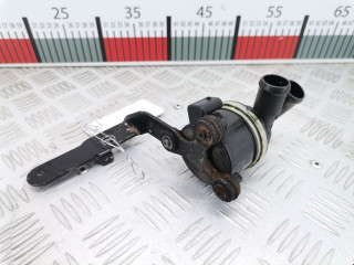насос антифриза дополнительный Volkswagen Passat B6 2009, 2.0 л., МКПП, седан, 5N0965561A