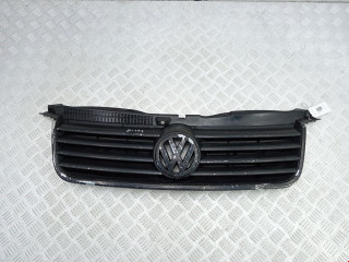 решетка радиатора Volkswagen Passat B5 [рестайлинг] 2003, 1.9 л., МКПП, универсал, 3B0853651L