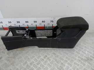 подлокотник Mitsubishi Lancer 10 поколение 2008, 1.8 л., АКПП, хетчбэк 5 дв., 8011A401XC