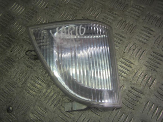поворотник правый Mercedes-Benz Vario W670 1999, 6708260140