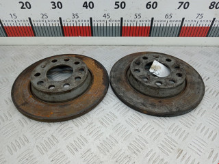 диск тормозной задний Audi A4 B6 2002, 2.5 л., МКПП, универсал, 8E0615601Q
