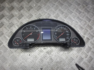 щиток приборов (приборная панель) Audi A4 B6 2002, 1.8 л., МКПП, универсал, 8E0920900H