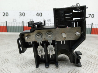 блок предохранителей Audi A6 4F/C6 2006, 3.0 л., вариатор, универсал, 4F0941824