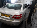 фонарь крышки багажника левый Mercedes-Benz E-Класс W212/S212/C207/A207 2011, 2.2 л., АКПП, седан, A2129060158 - фото №18