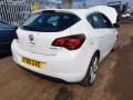 клапан EGR Opel Astra J 2010, 1.7 л., МКПП, хетчбэк 5 дв., 97376663 - фото №8