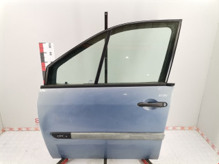 дверь передняя левая Renault Scenic 2 поколение 2005, 1.5 л., МКПП, минивэн, 7751477221