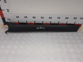 обшивка салона Land Rover Discovery 3 поколение 2007, 2.7 л., АКПП, внедорожник 5 дв., LR046851