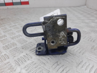 петля двери Audi A3 8L 1996, 1.8 л., МКПП, хетчбэк 3 дв., 4B0831411B