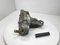 насос вакуумный Volkswagen LT 2 поколение 2003, 2.5 л., TDi, дизель, МКПП, задний привод, 074145100A - фото №2