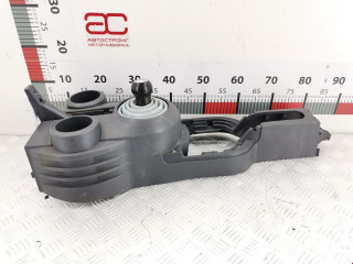 рамка обрамление кулисы Mitsubishi Colt 6 поколение (Z20/Z30) 2005, 1.3 л., МКПП, хетчбэк 3 дв., 8011A288HA