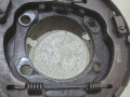 защитный кожух тормозного механизма Kia Sorento 2 поколение 2010, 2.2 л., D4HB, дизель, 6МКПП, черный, внедорожник 5 дв. - фото №3