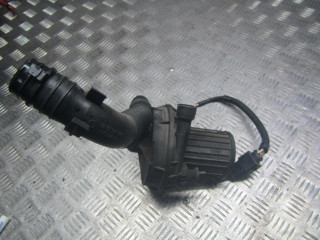 насос воздушный Volkswagen Golf 3 поколение 2000, 1.6 л., 06A131333C