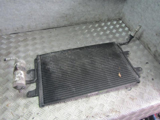 радиатор кондиционера Volkswagen Golf 4 поколение 2002, 1.9 л., МКПП, универсал, 1J0820411A