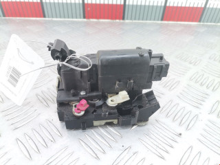 замок двери передней правой Renault Duster 1 поколение 2013, 1.5 л., МКПП, внедорожник 5 дв., 805024978R