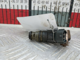 форсунка Volkswagen Golf 4 поколение 2003, 2.3 л., АКПП, хетчбэк 5 дв., 022906031F