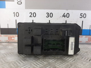 блок комфорта Jeep Commander 1 поколение 2006, 3.0 л., АКПП, внедорожник 5 дв., 56049915AA