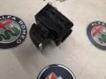 кнопка открытия багажника Alfa Romeo Stelvio 1 поколение 2018, 2.2 л., дизель, АКПП, правый руль, 01561170210 - фото №2