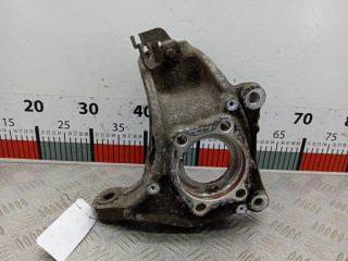 кулак поворотный правый Volkswagen Touran 1 поколение 2006, 2.0 л., АКПП, минивэн