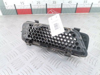 решетка радиатора Renault Scenic 1 поколение [рестайлинг] 2001, 1.6 л., АКПП, минивэн, 7700428467