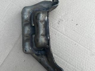 кронштейн глушителя Alfa Romeo Stelvio 1 поколение 949 2018, 2.0 л., дизель, АКПП, 50556911