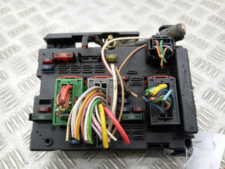 Блок управления BCM (Body Control Module) Peugeot 406 1 поколение [рестайлинг] 2002, 2.2 л., МКПП, универсал, 9644038680