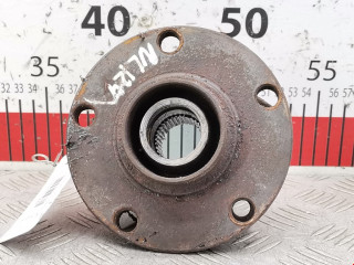 ступица передняя левая Audi A4 B6 2004, 1.6 л., МКПП, седан, 8E0407253H