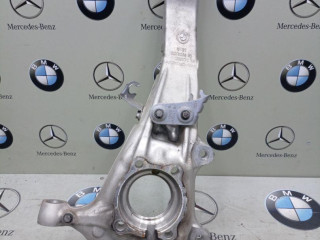 кулак поворотный левый BMW 2024, 3.0 л., бензин, 6876655