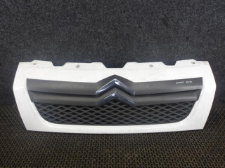решетка радиатора Citroen Jumper 2 поколение 2012, 2.2 л., МКПП, микроавтобус, 1308069070