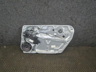 стеклоподъемник электрический передний правый Volkswagen Passat B5 2000, 2.5 л., МКПП, универсал, 3B4837752GJ