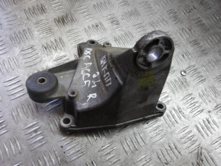 кронштейн КПП Audi A6 4B/C5 2000, 2.4 л., 8D0399114S