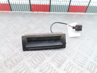 ручка крышки багажника Volkswagen Golf 4 поколение 2001, 1.4 л., МКПП, универсал, 1J0827566L