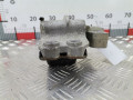 подушка крепления двигателя Volkswagen Passat B6 2007, 1.9 л., МКПП, универсал, 3C0199555AE - фото №4