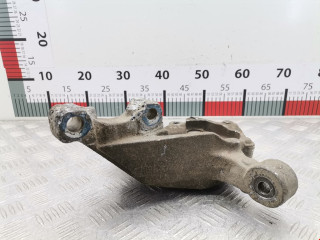 кулак поворотный левый Volvo S80 1 поколение 2001, 2.5 л., МКПП, седан, 8663288