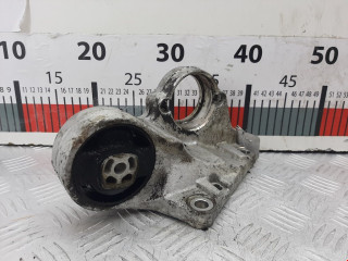 кронштейн (крепление) Citroen C5 1 поколение 2001, 2.0 л., МКПП, универсал