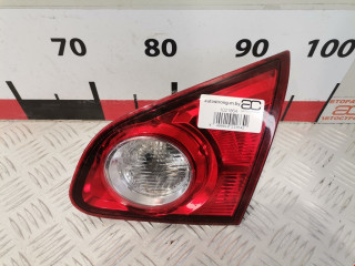 фонарь крышки багажника правый Nissan Qashqai 1 поколение 2009, 1.5 л., МКПП, хетчбэк 5 дв., 26550JD800