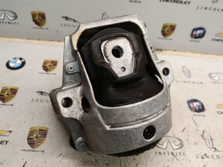 подушка крепления двигателя Porsche 2023, 2.0 л., бензин, АКПП, 8R0199381