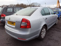 форсунка Skoda Octavia 2 поколение (A5) [рестайлинг] 2009, 1.9 л., МКПП, хетчбэк 5 дв., 038130073AG - фото №4