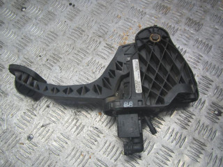 педаль сцепления Volkswagen Passat B6 2008, 2.0 л., МКПП, универсал, 3C1721059AA