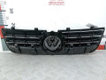решетка радиатора Volkswagen Polo 4 поколение [рестайлинг] 2007, 1.2 л., МКПП, хетчбэк 3 дв., 6Q0853653 - фото №2