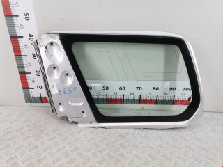 стекло кузовное боковое левое Subaru Forester 2 поколение (SG) 2003, 2.0 л., АКПП, внедорожник 5 дв., 65209SA070