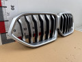 решетка радиатора BMW X6 G06 [рестайлинг] 2023, 3.0 л., B57 D30 B, дизель, carbonschwarz metallic (416), 51135A35D22 - фото №3