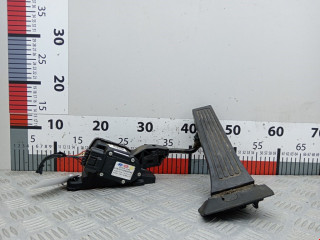 педаль Hyundai ix35 1 поколение LM 2012, 1.7 л., МКПП, внедорожник 5 дв.
