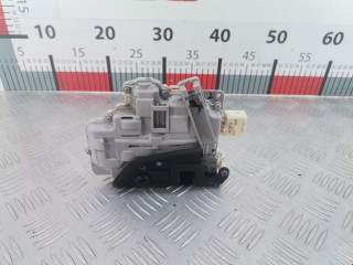 замок двери задней левой Audi A6 4F/C6 2007, 2.8 л., вариатор, универсал, 4F0839015A