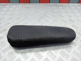 подлокотник Honda CR-V 2 поколение 2004, 2.0 л., МКПП, внедорожник 5 дв.