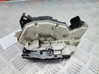 замок двери передней левой Volkswagen Scirocco 3 поколение 2011, 2.0 л., МКПП, хетчбэк 3 дв., 5N2837015A