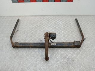 прицепное устройство (фаркоп) Ford C-Max 1 поколение 2004, 1.8 л., МКПП, минивэн, 1714758