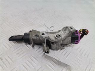 замок зажигания Audi A4 B5 1997, 1.8 л., МКПП, седан, 4B0905851